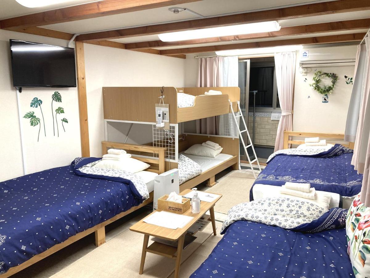 The Familiar Inn ー 旅館ホテル業 โอซาก้า ภายนอก รูปภาพ