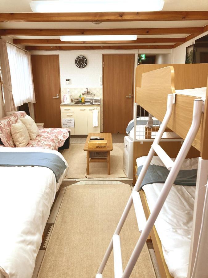 The Familiar Inn ー 旅館ホテル業 โอซาก้า ภายนอก รูปภาพ