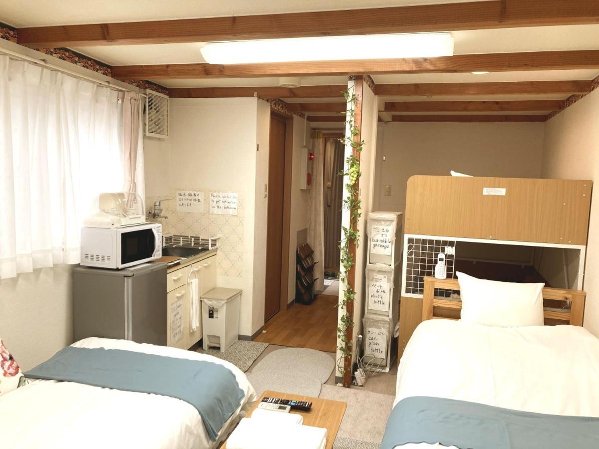 The Familiar Inn ー 旅館ホテル業 โอซาก้า ภายนอก รูปภาพ
