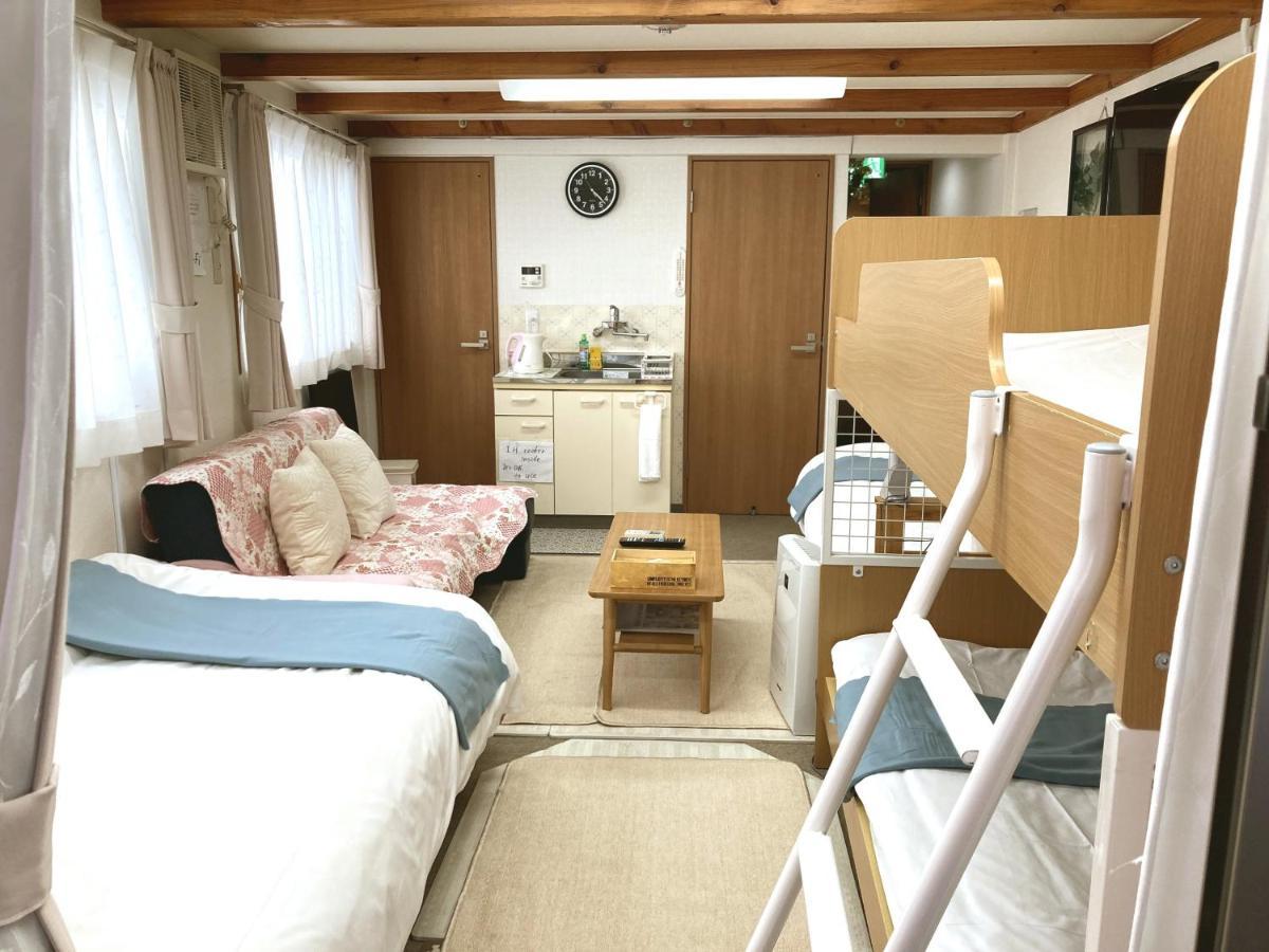 The Familiar Inn ー 旅館ホテル業 โอซาก้า ภายนอก รูปภาพ