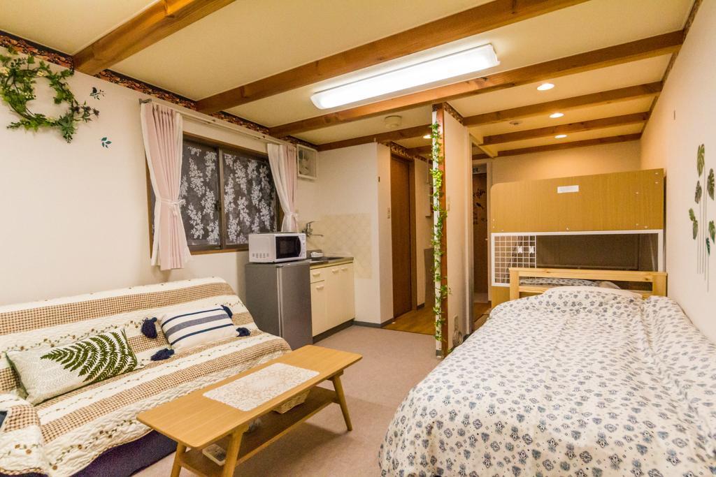 The Familiar Inn ー 旅館ホテル業 โอซาก้า ภายนอก รูปภาพ